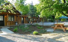 River'S Edge Resort